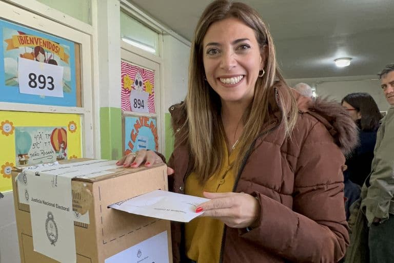 FLORENCIA CASAMIQUELA GANÓ LA INTERNA DE JUNTOS POR EL CAMBIO