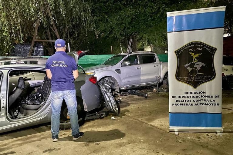VARELA: DETENIDOS POR VENTA DE AUTOPARTES