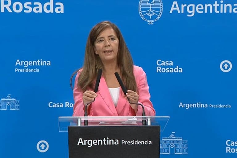 FERNÁNDEZ NO DESCARTA APOYAR A UN CANDIDATO