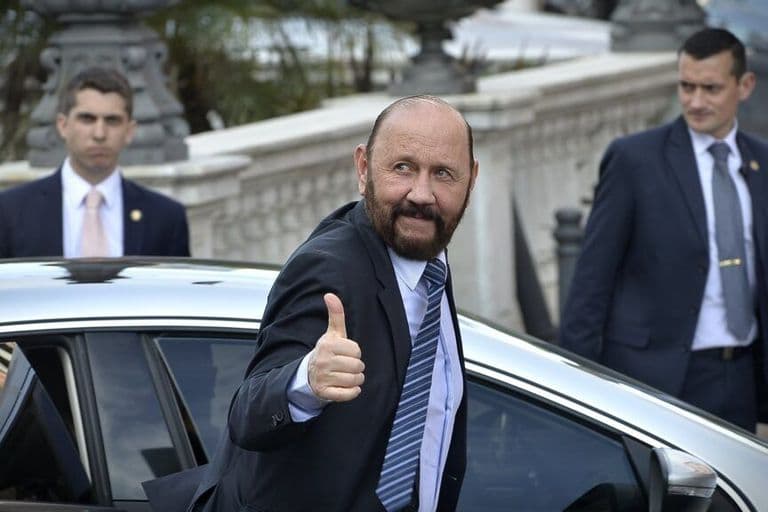 INSFRÁN: DESDOBLA LAS ELECCIONES