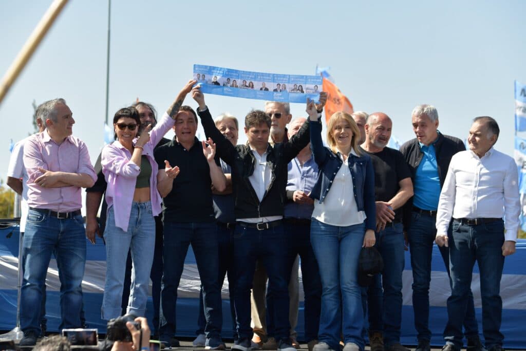 LA “MURGA” DE KICILLOF PASÓ POR VARELA